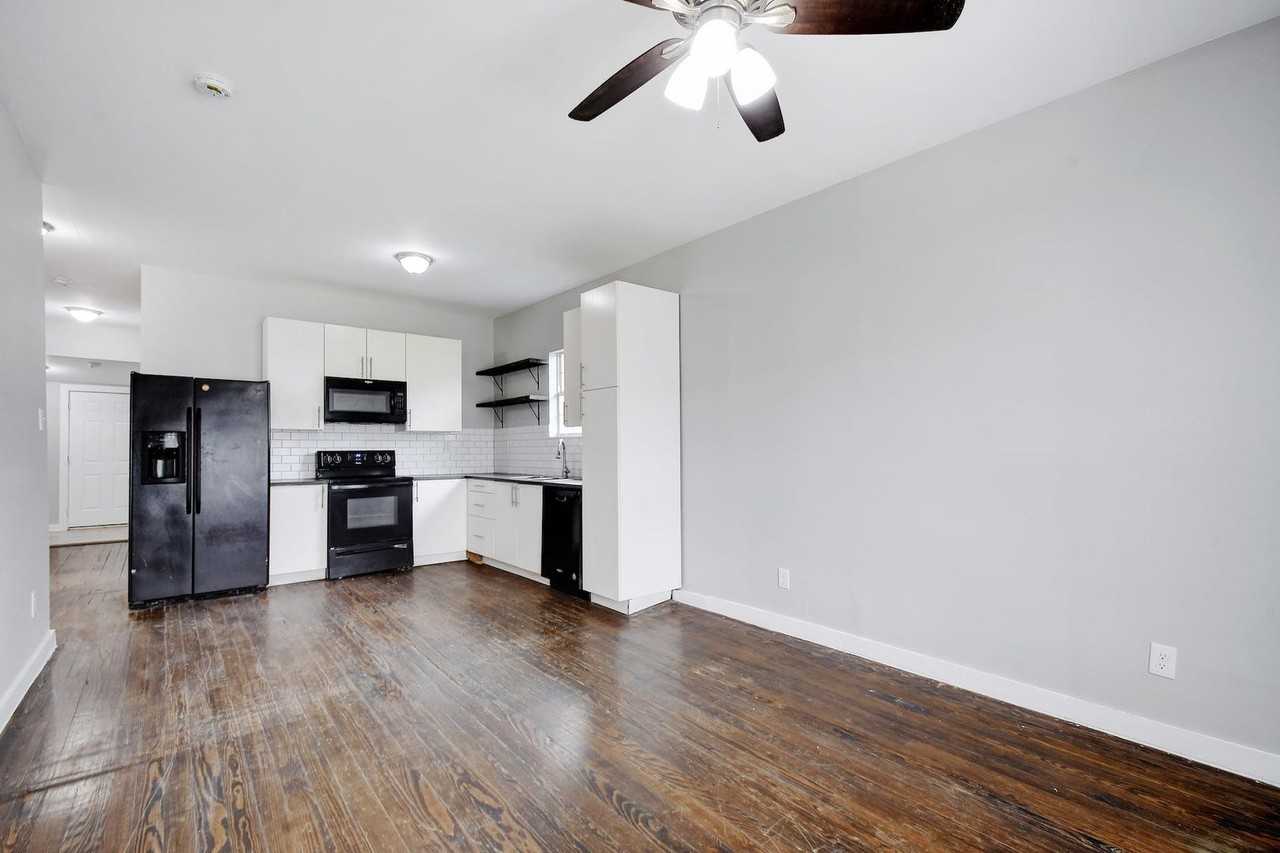 104 Webb - Photo 4 of 20