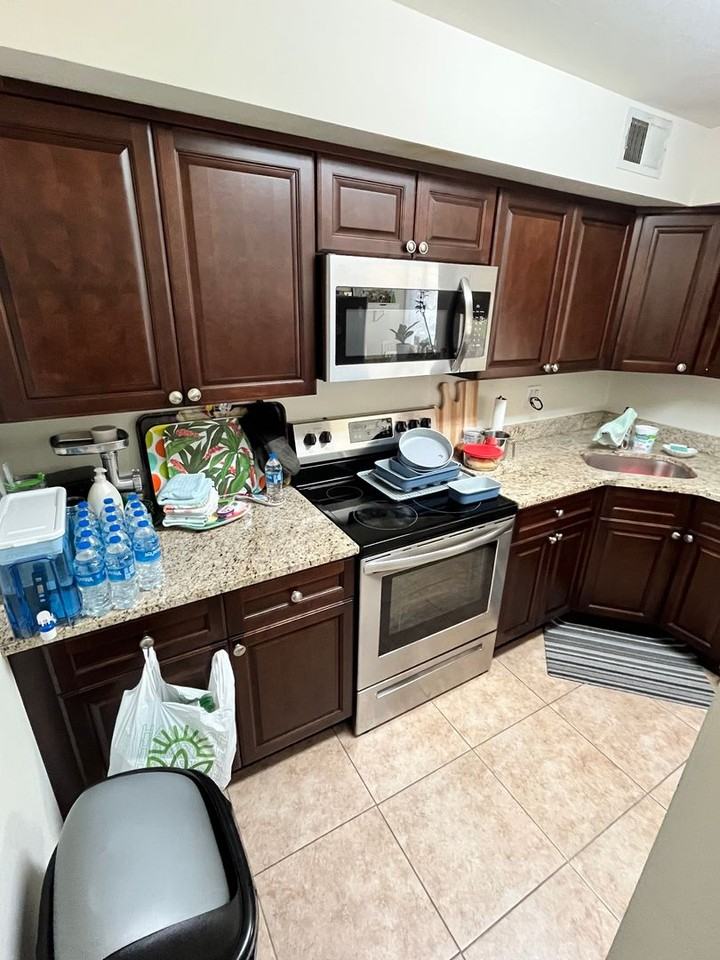3301 Atkinson Pl - Photo 7 of 20