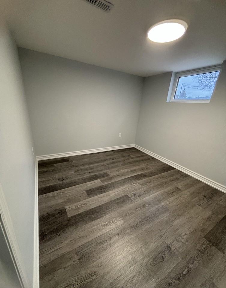 638 Trethewey Drive - Photo 6 of 6