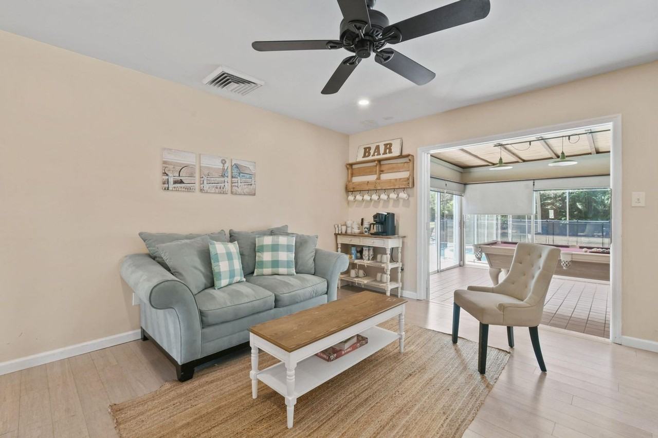 15739 75th Way N - Photo 5 of 21