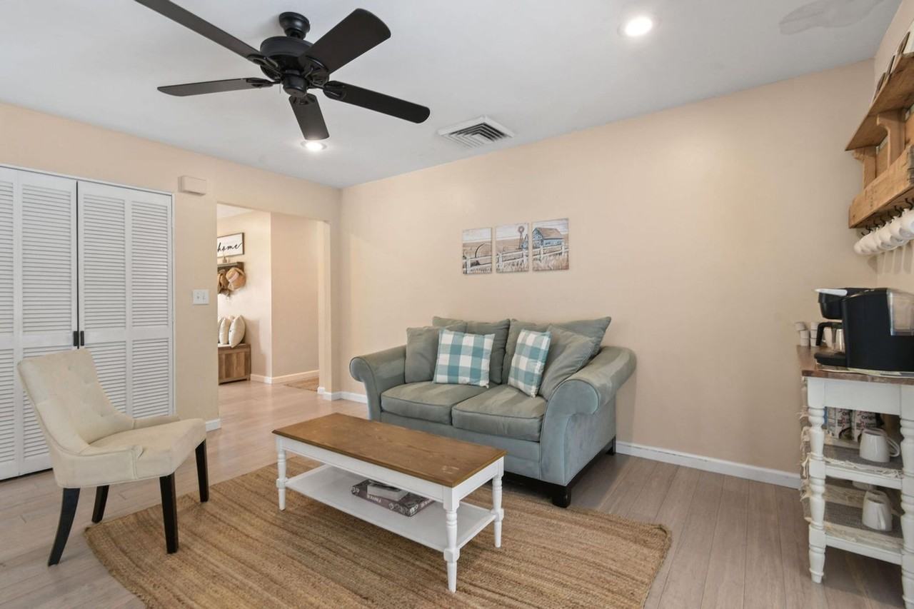 15739 75th Way N - Photo 6 of 21