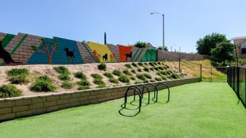 featured image of 570 Knollview Ct