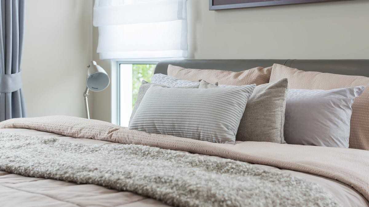 570 Knollview Ct - Photo 3 of 14