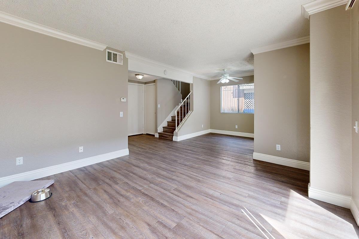 1725 E G St - Photo 2 of 21