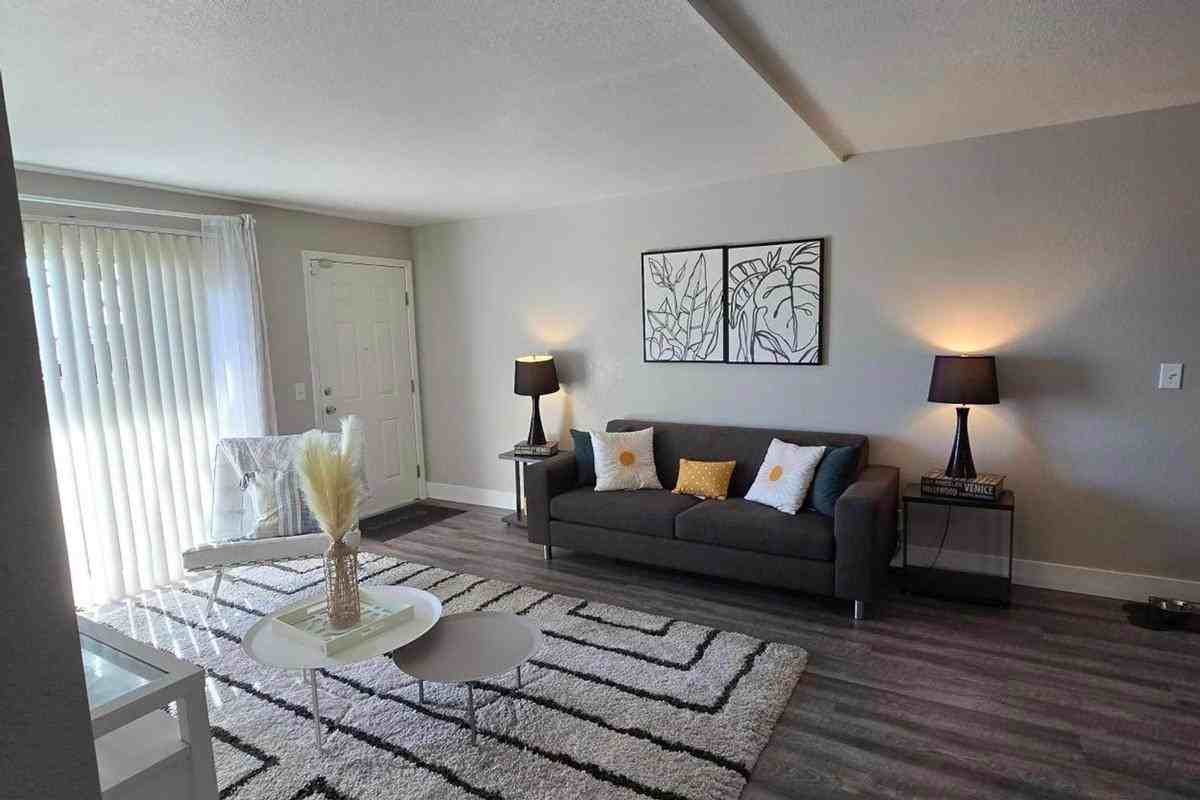 14450 El Evado Rd - Photo 4 of 22