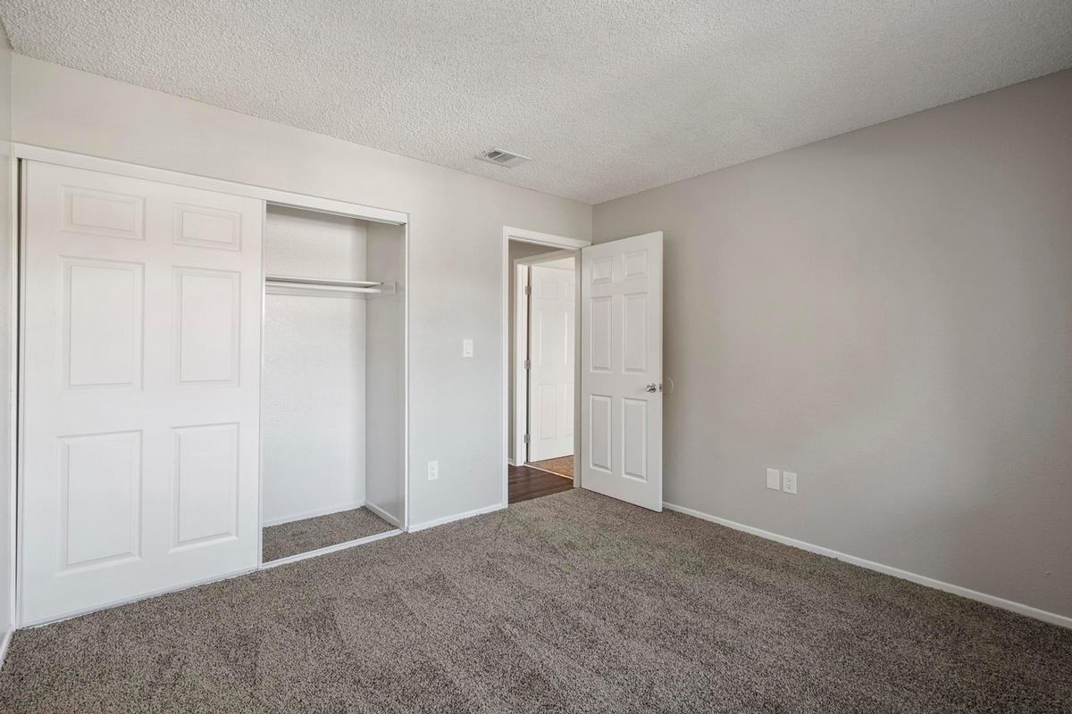 1203 E Central Ave - Photo 3 of 45