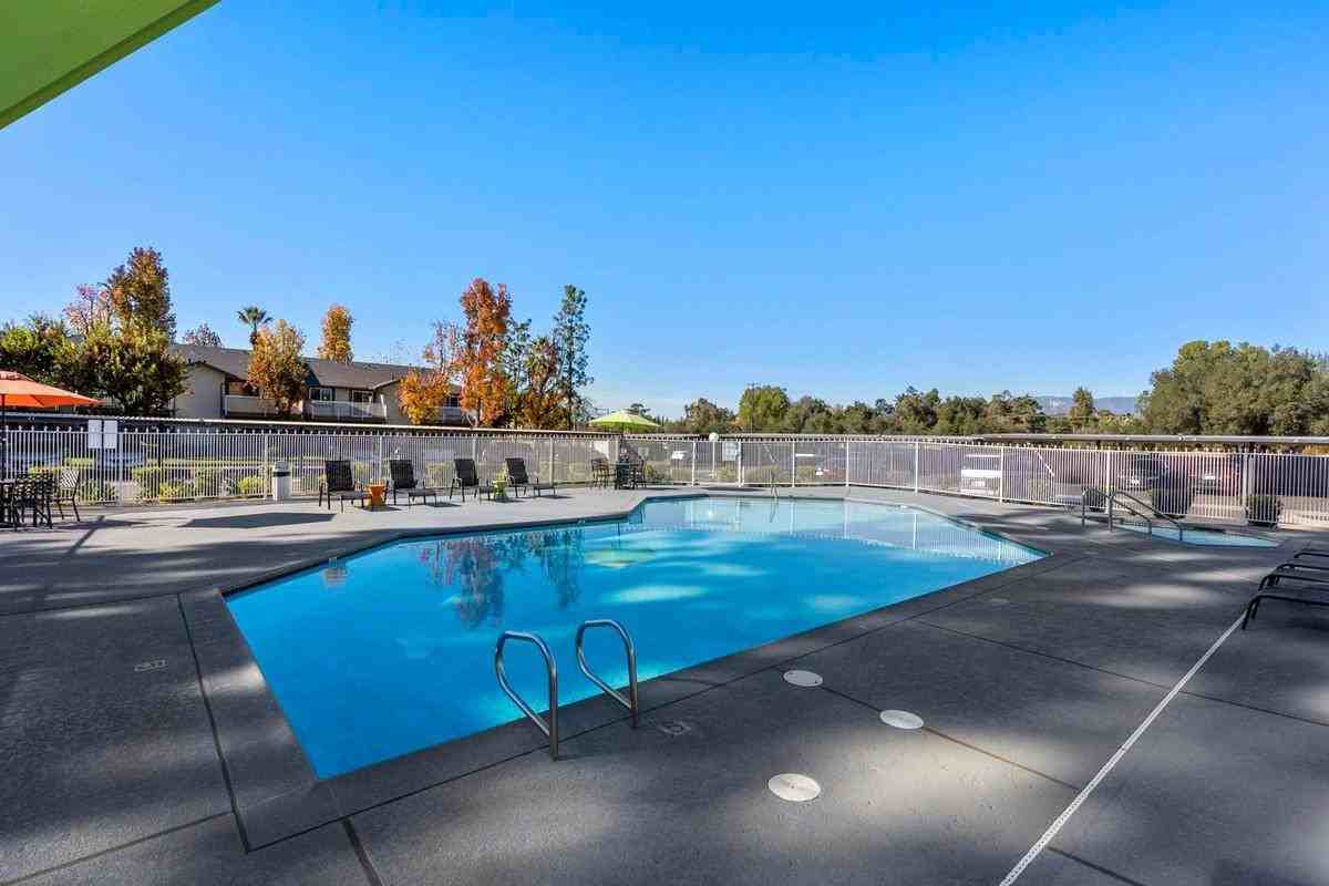 1203 E Central Ave - Photo 5 of 45