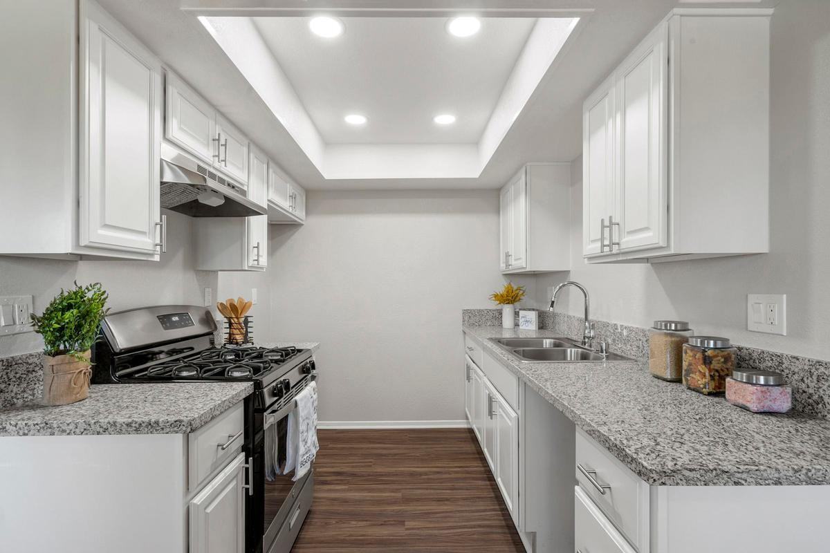 1203 E Central Ave - Photo 4 of 45