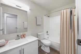 607 Williams Ave S - Photo 1 of 1