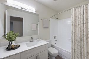featured image of 607 Williams Ave S