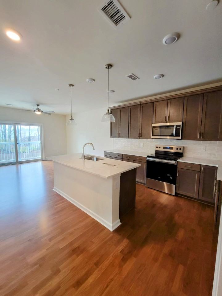 4 Winslow Lane #303 - Photo 2 of 13