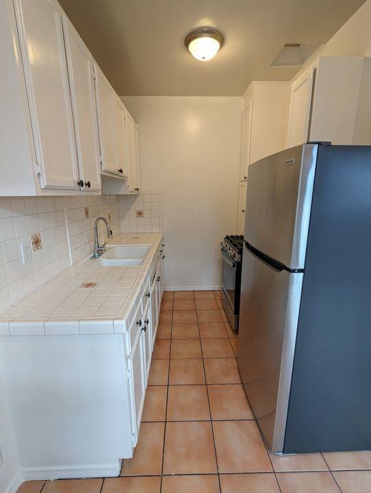 559 N Normandie Ave #103 - Photo 2 of 10