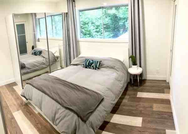 658 Seymour Boulevard - Photo 3 of 18