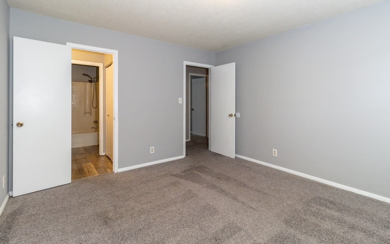 9157 Cedarpark Ln #B - Photo 6 of 18