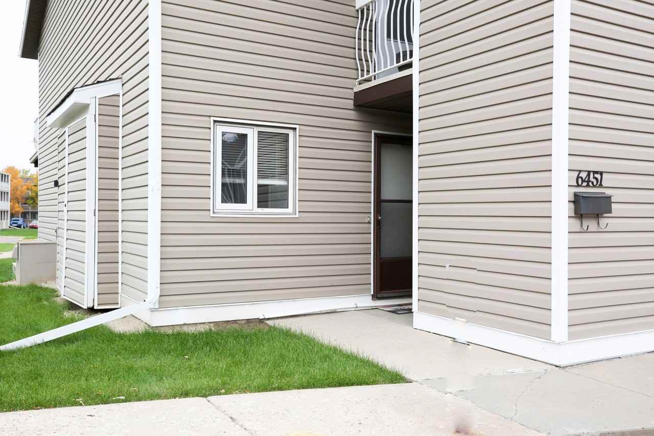 6451 Rochdale Boulevard - Photo 2 of 14