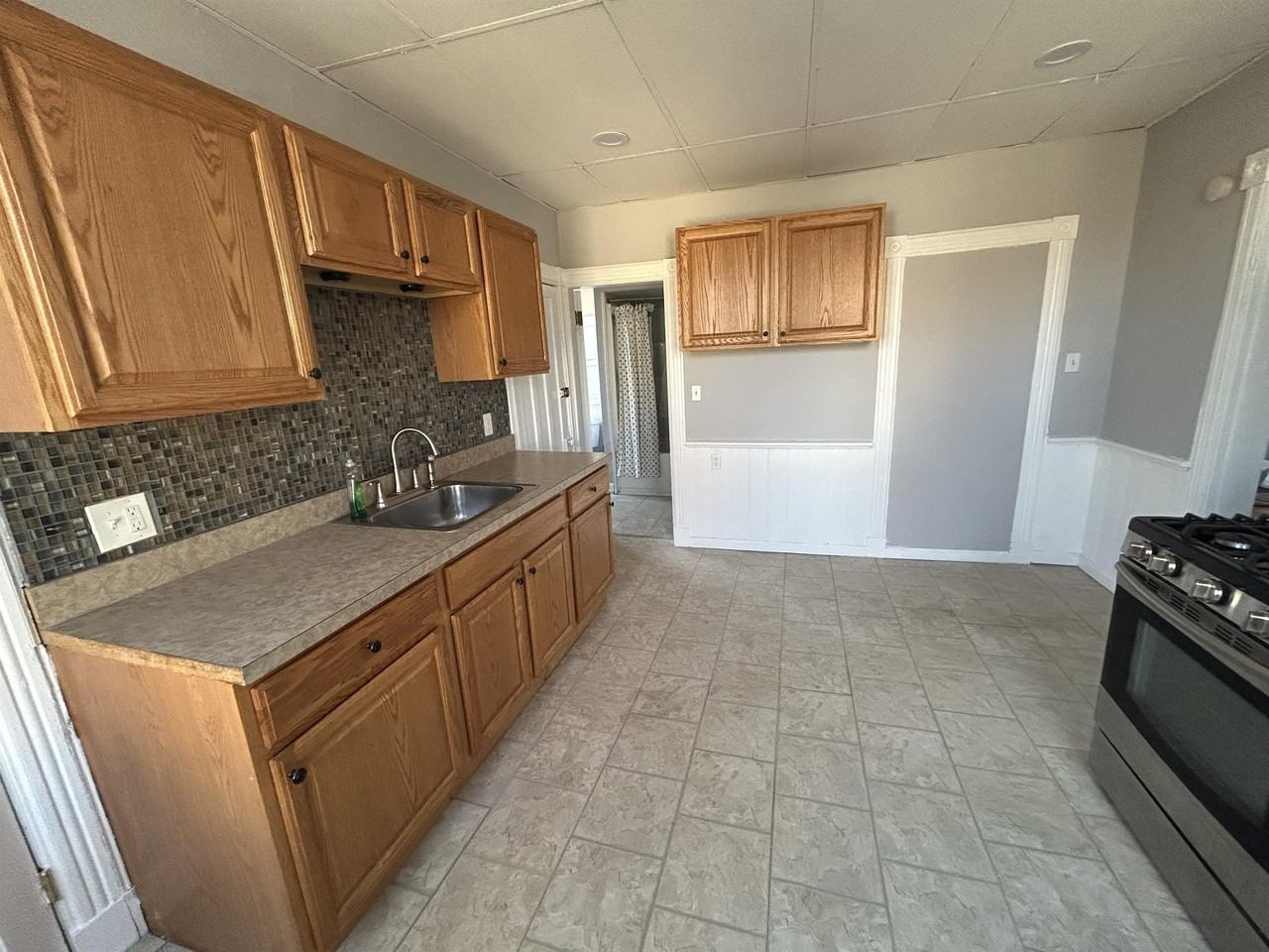 78 Continental Ave #1 - Photo 5 of 26