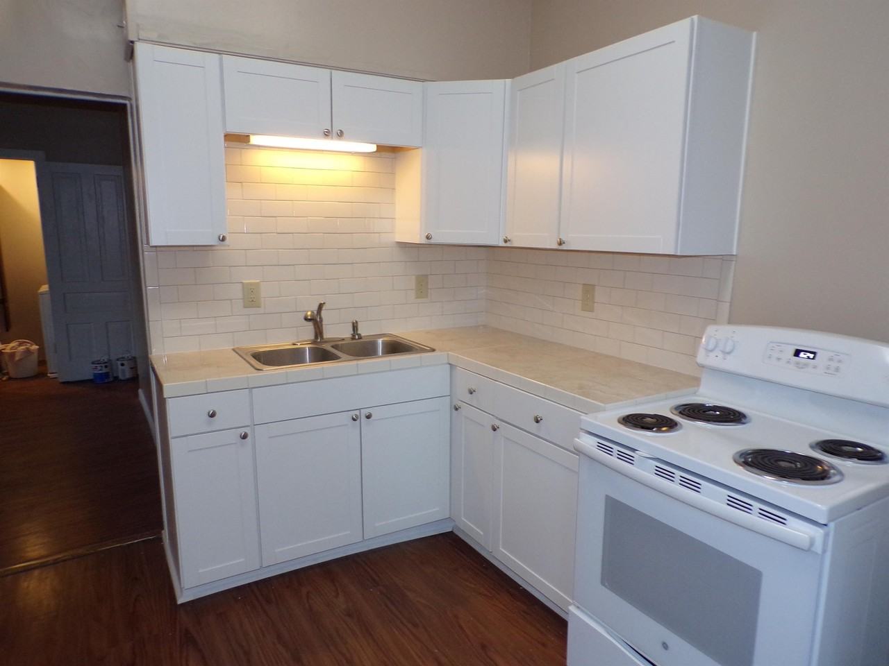 311 Park St #4 - Photo 7 of 12