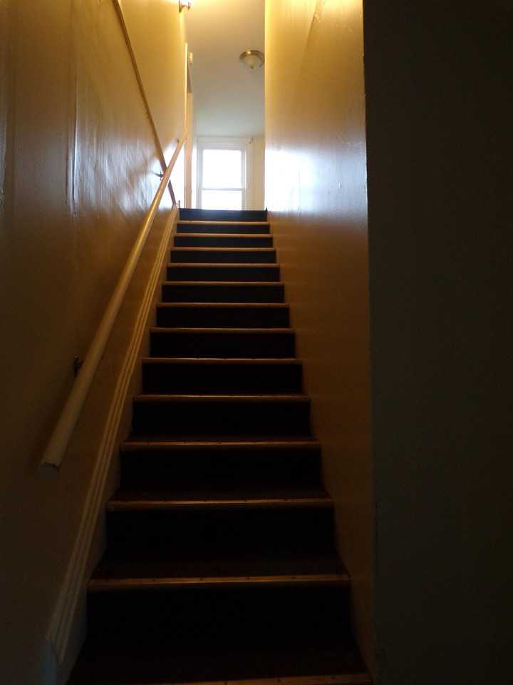 311 Park St #4 - Photo 6 of 12