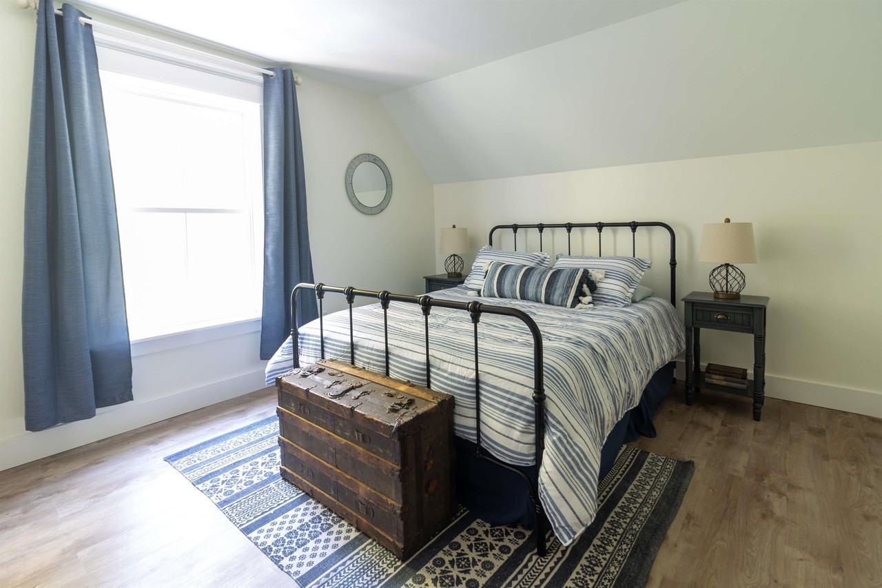 37 Main Rd N #1 - Photo 4 of 50