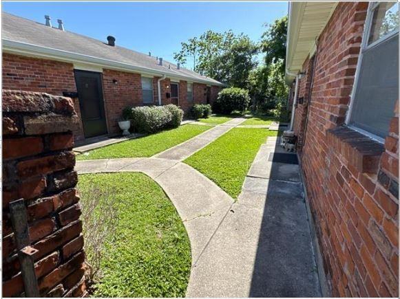 2804 Longwood Dr #C - Photo 5 of 8