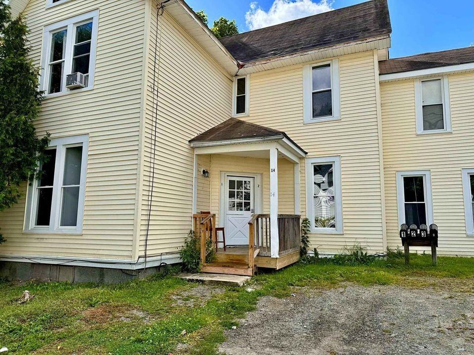 14 Willow St #1 - Photo 5 of 19