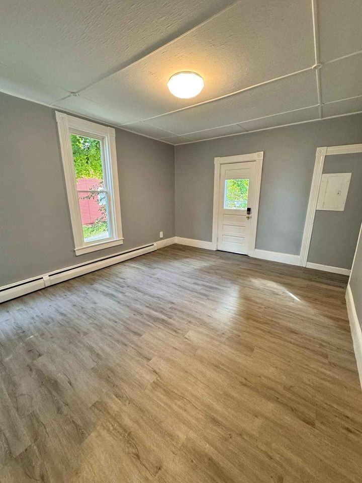 14 Willow St #1 - Photo 7 of 19