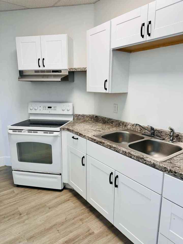 14 Willow St #1 - Photo 2 of 19