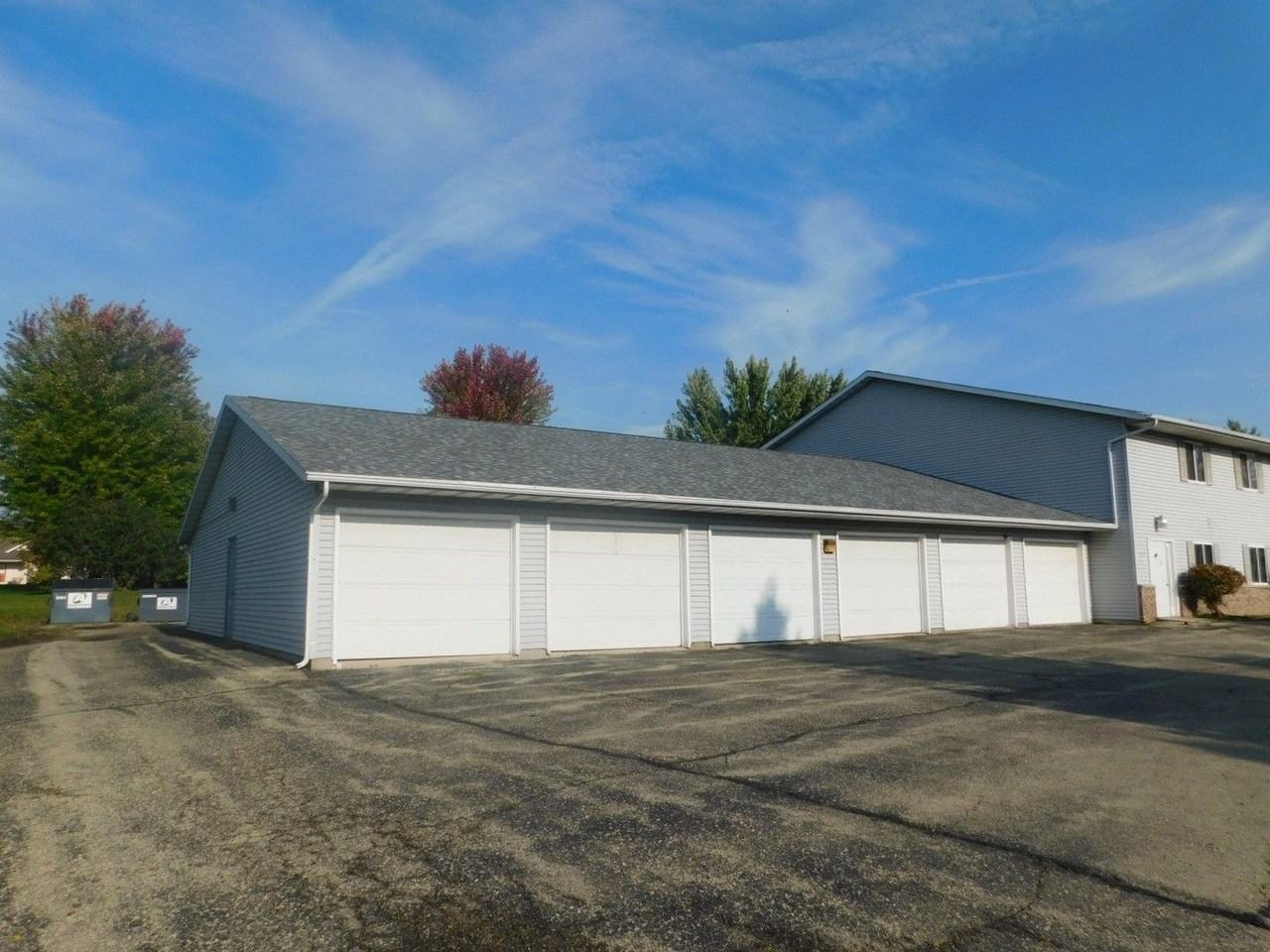 Fox Lake - Photo 3 of 13