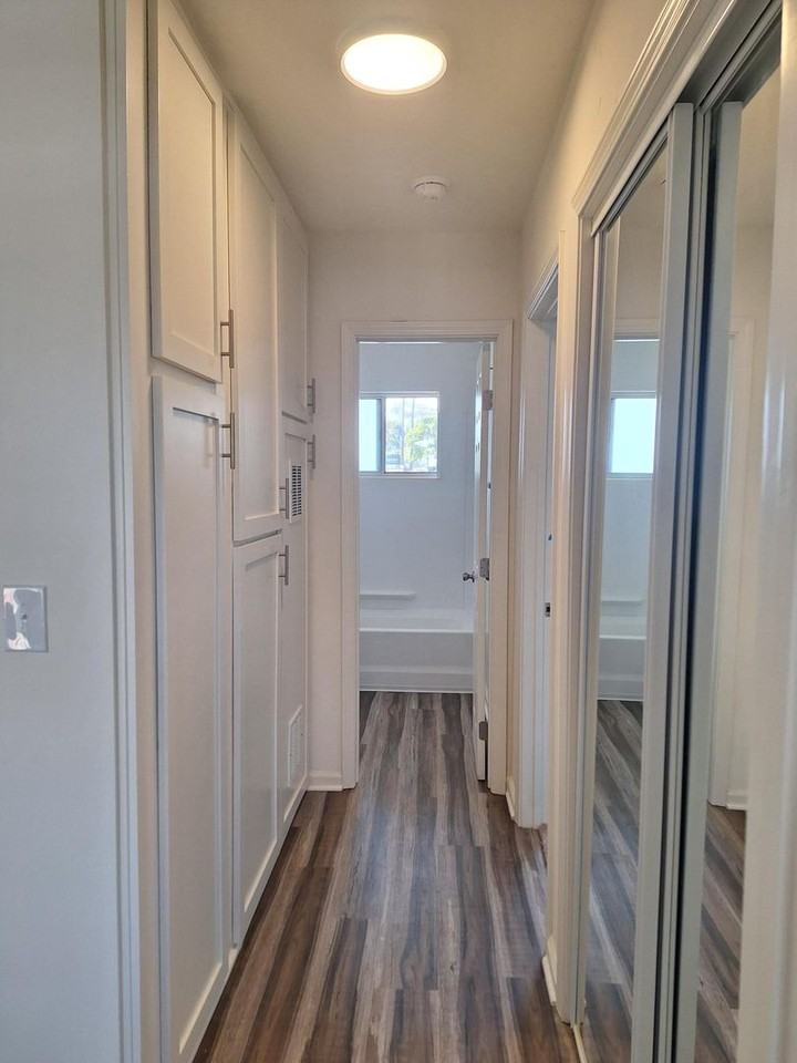 3818 Merrimac Ave - Photo 4 of 8