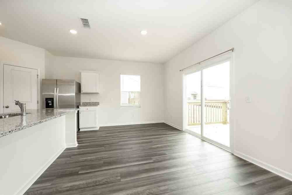 3565 Fellowship Rd - Photo 6 of 17