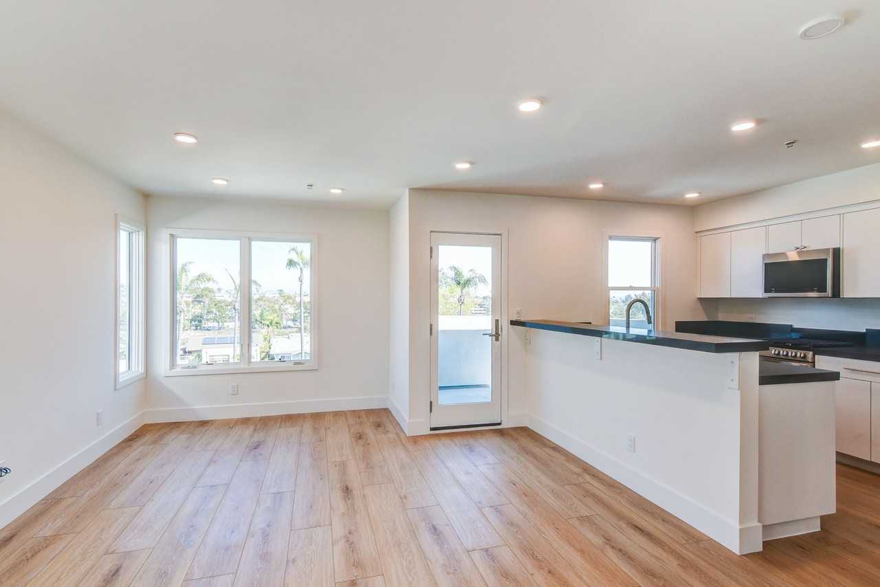 The Gardens on Bancroft - Photo 4 of 39