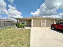 featured image of 1825 Clovis Dr
