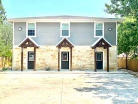 335 N Clinton St - Photo 1 of 1