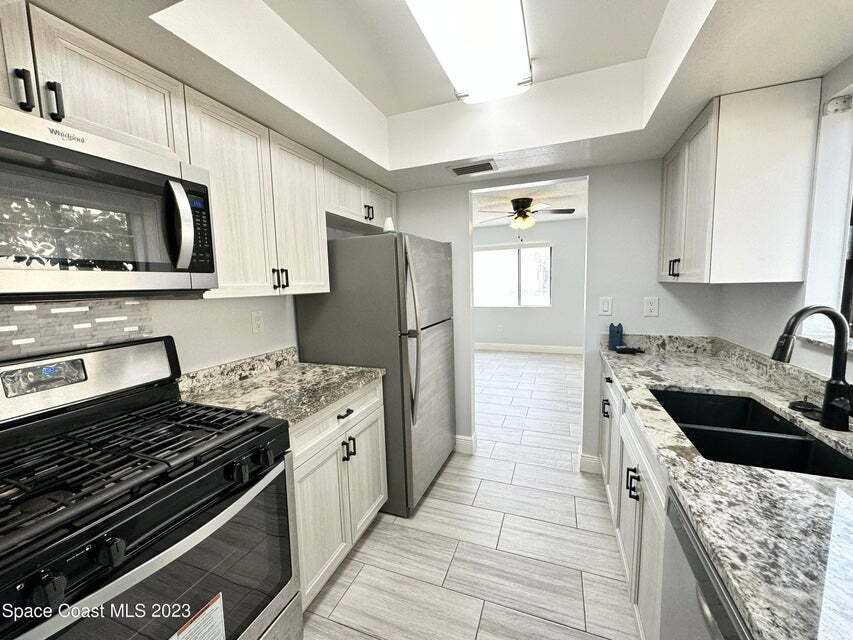 4847 Sisson Rd - Photo 3 of 11