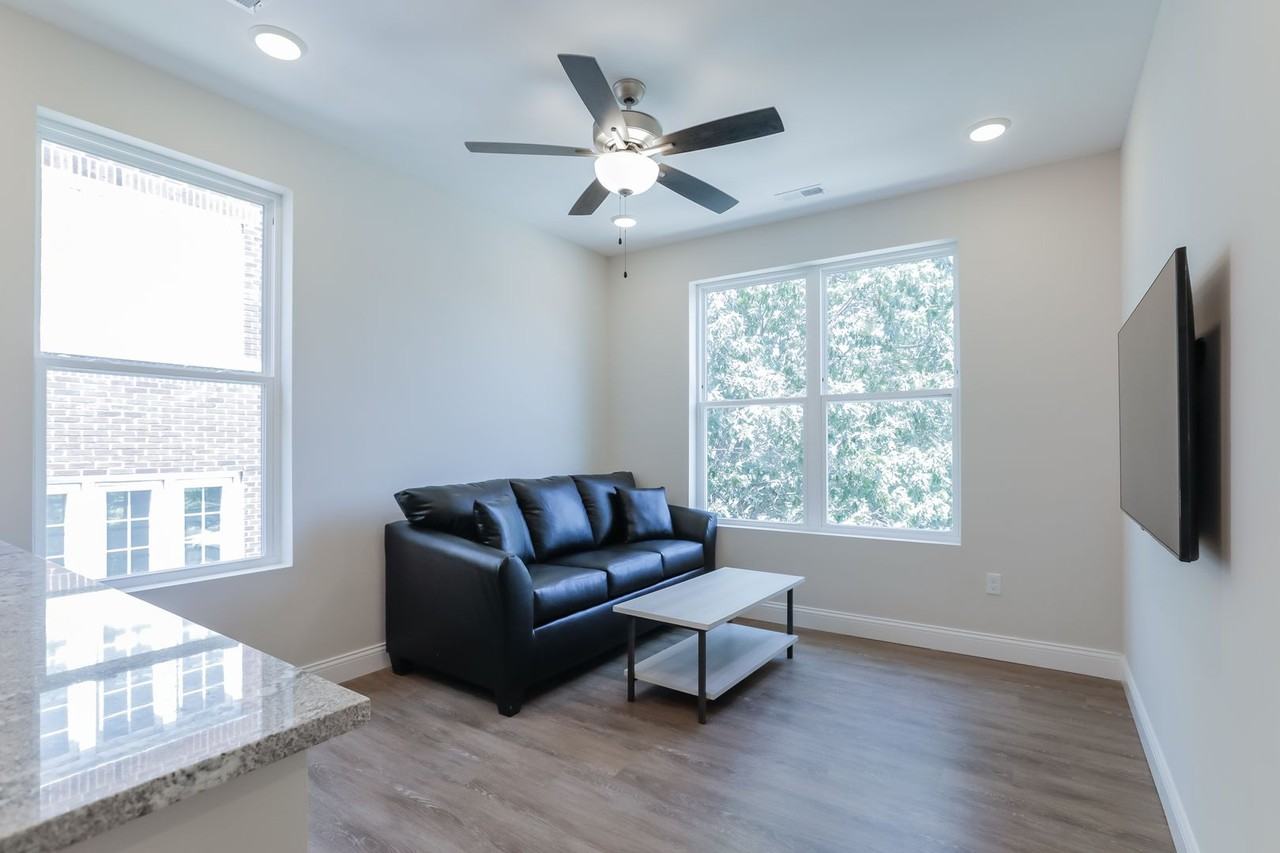 301 W. University Ave - Photo 6 of 50