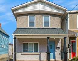 featured image of 11 Champagne Avenue South