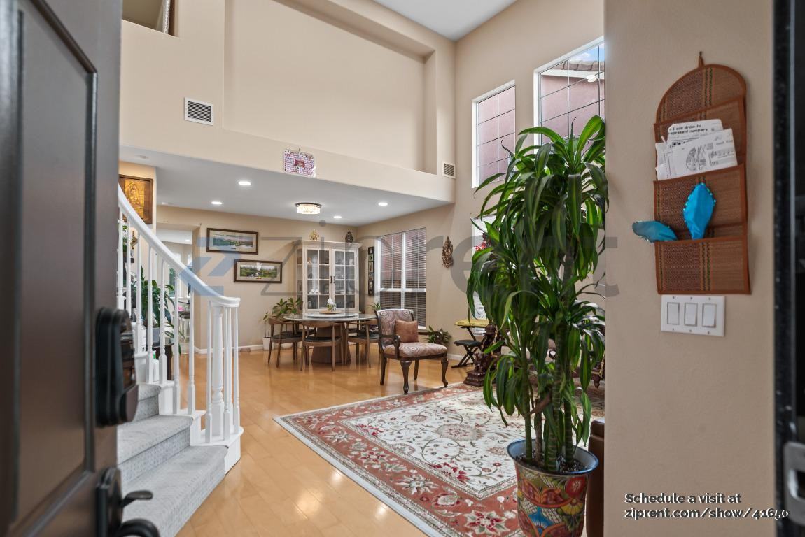 216 Coffeeberry Dr - Photo 2 of 38