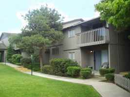 featured image of 601 N Baker Ave