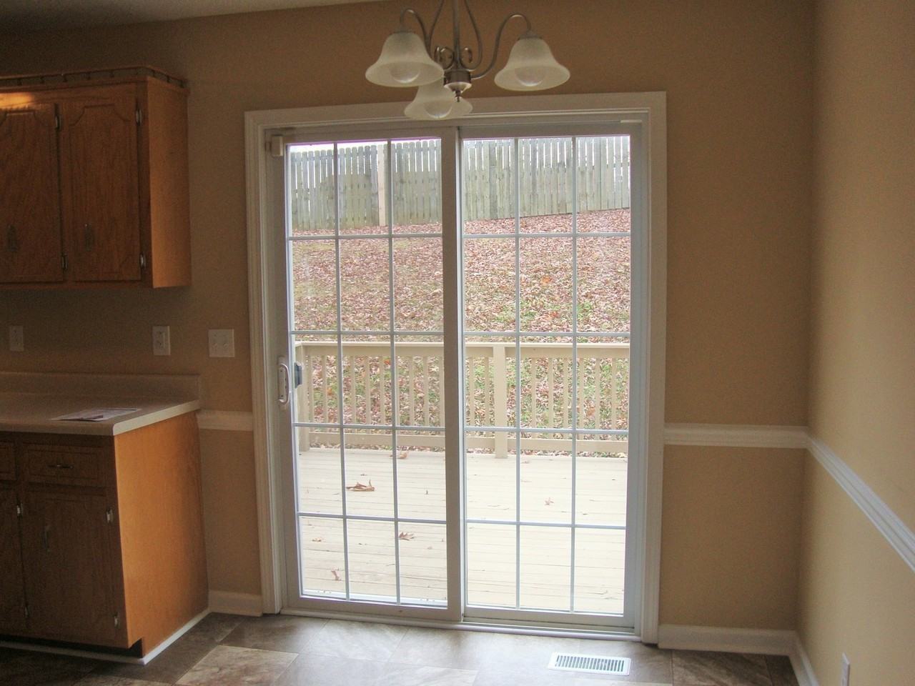 994 Roedeer Dr - Photo 5 of 12