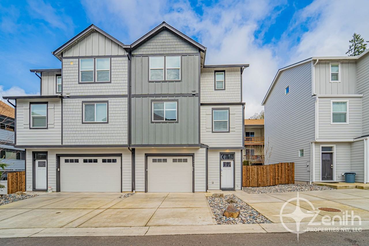 14422 Ne 22nd Ave - Photo 2 of 47