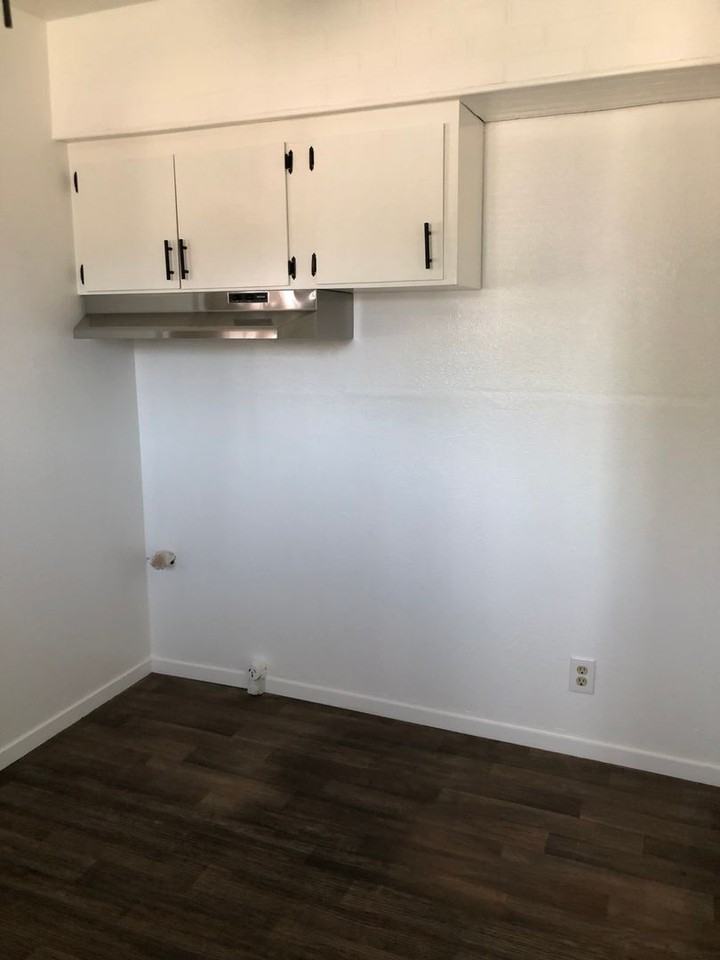 1583 E Magnolia Way - Photo 3 of 13