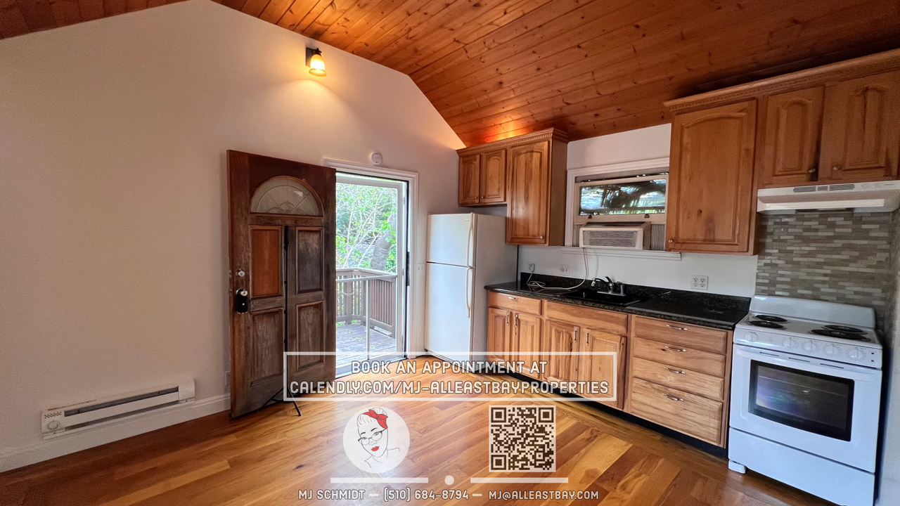 720 Virginia St - Photo 2 of 9