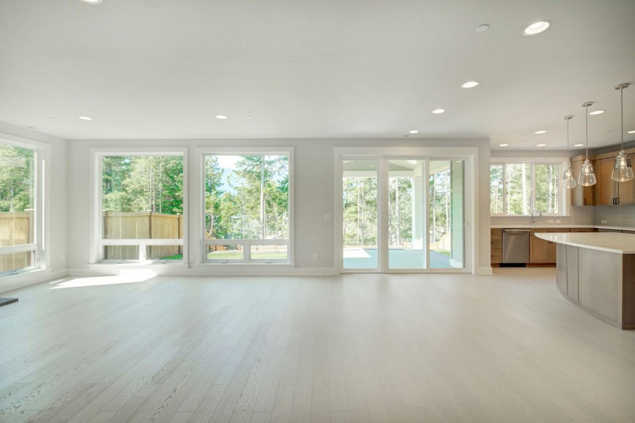 1435 Elk Run Pl Se - Photo 3 of 28