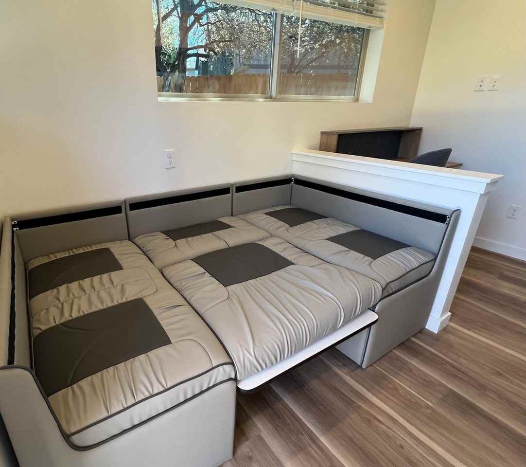 2016 Sw Reindeer Ave - Photo 6 of 18