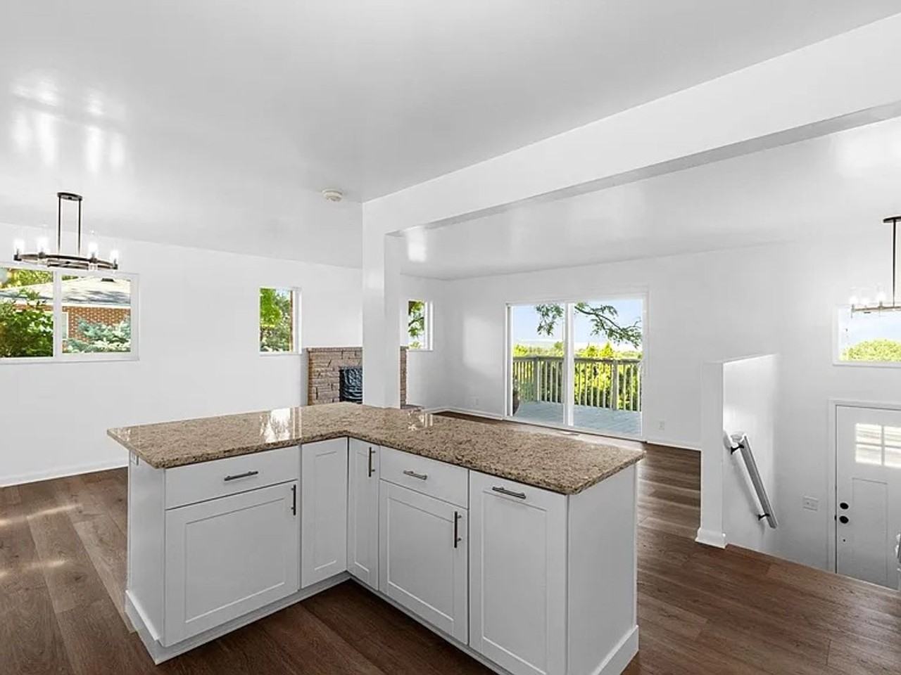 3461 S 3530 E - Photo 2 of 18