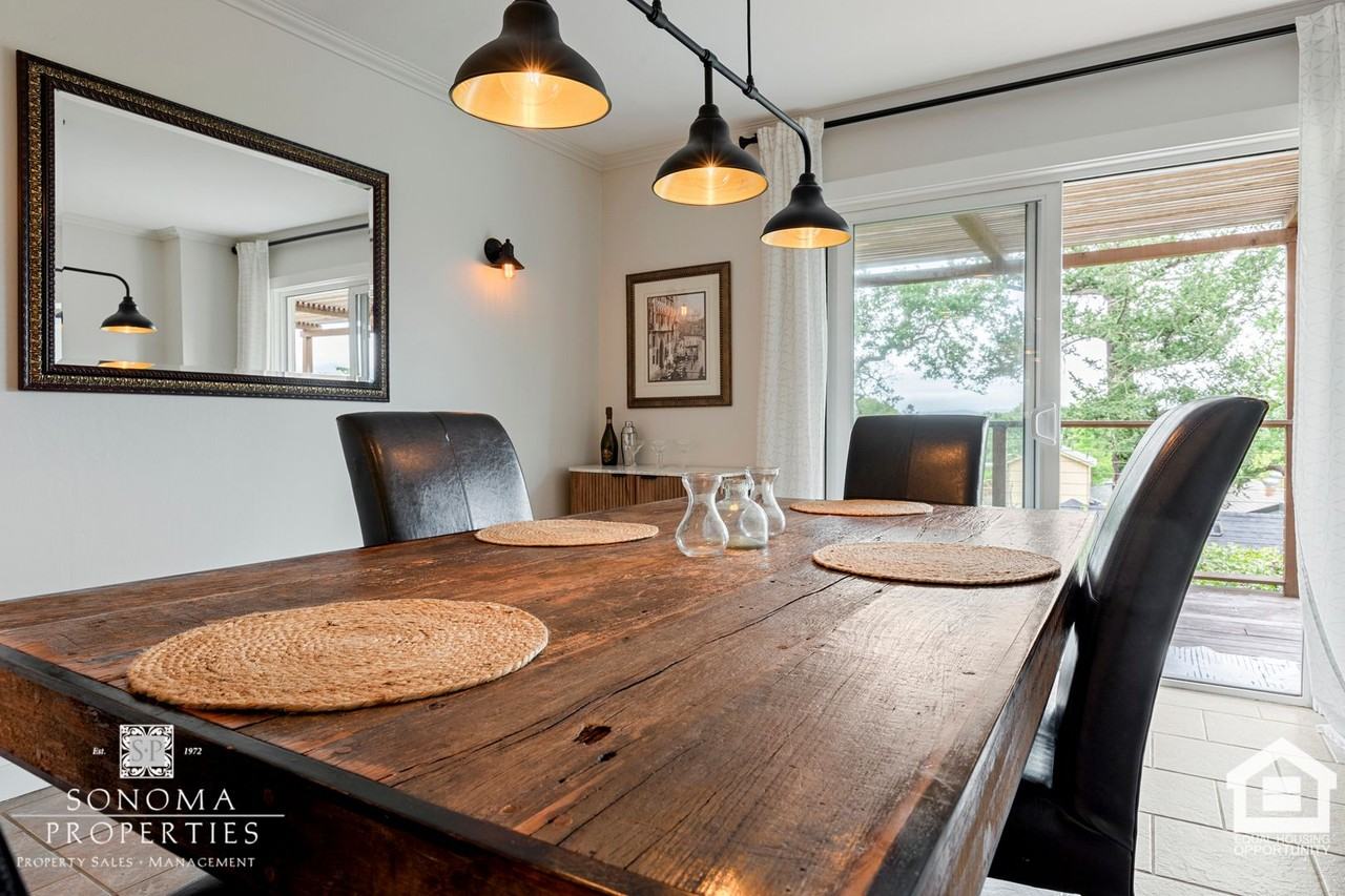 754 E Thomson Ave - Photo 7 of 30