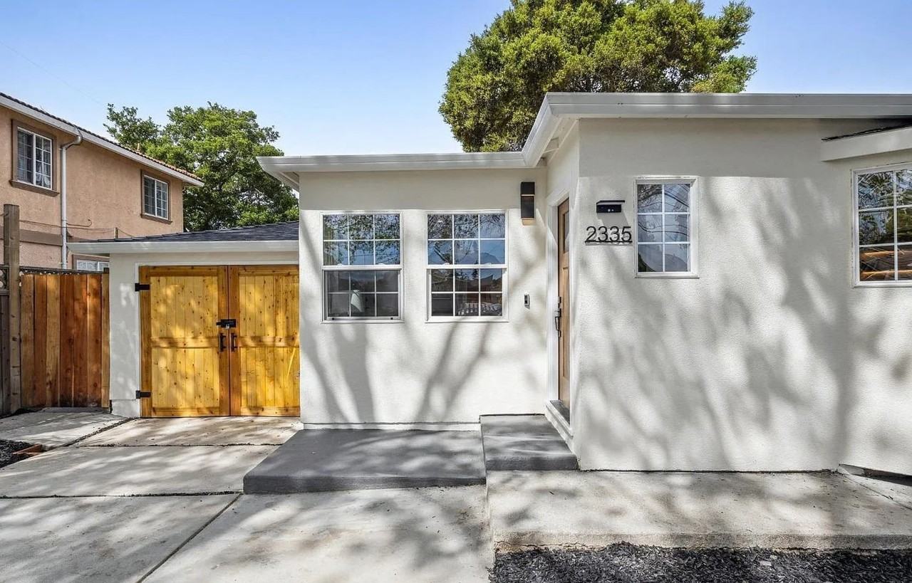 2335 Ralmar Ave - Photo 3 of 33