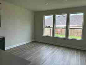 555 Purple Heart Dr - Photo 1 of 1