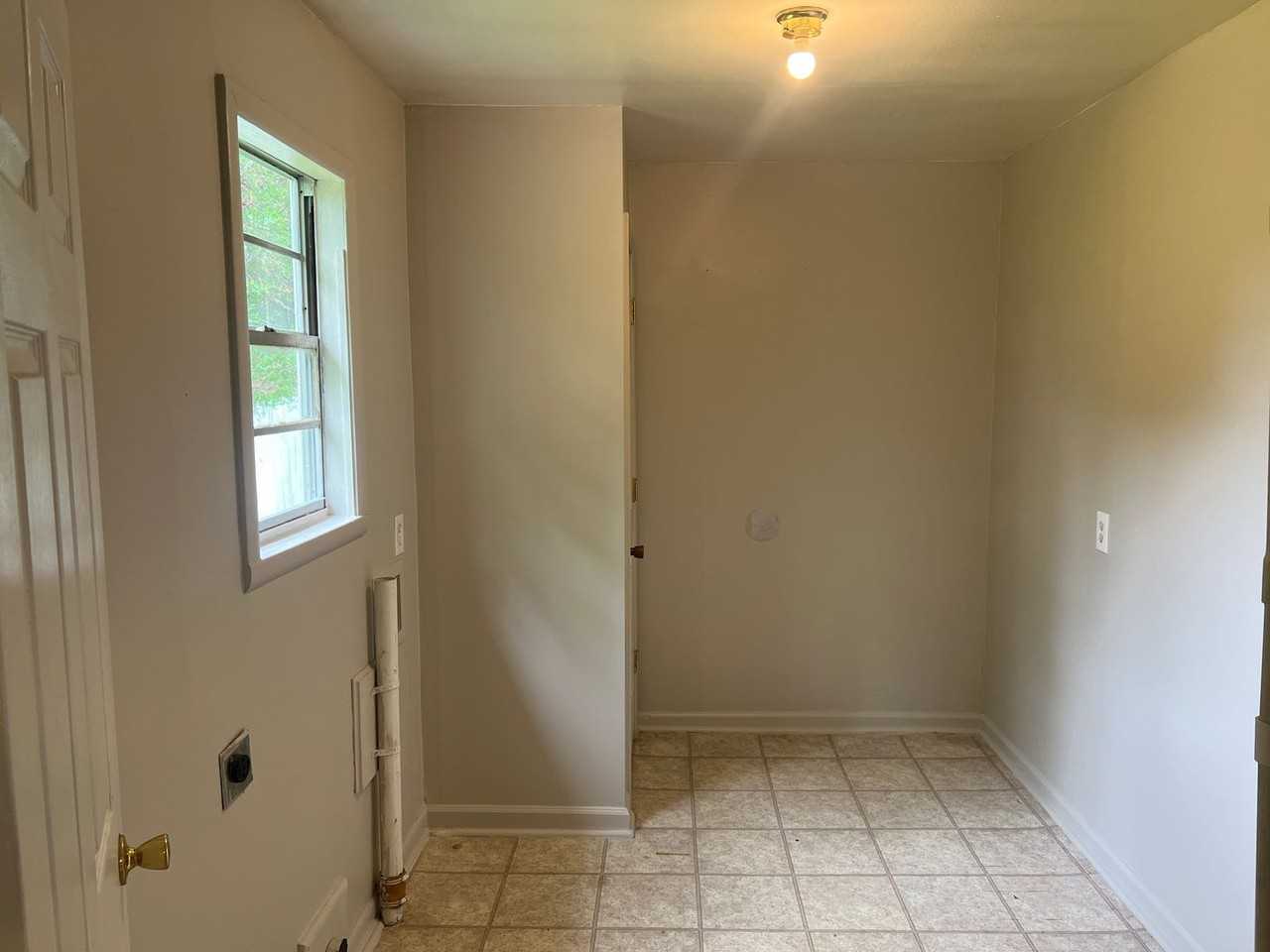 200 N 6th St - Photo 6 of 11