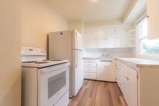 5412-5420 NE 9th - Photo 1 of 1